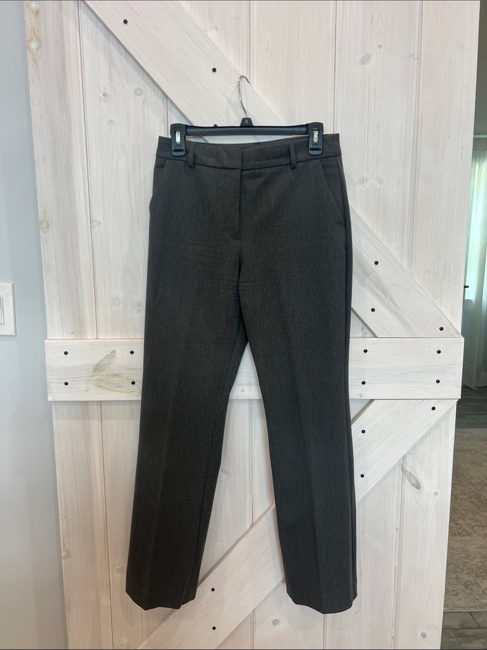 Express Editor Classic Straight-Leg Dress Pants in Dark Charcoal, 4S